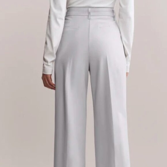 New NWT Rhone Commuter Pleated Trouser Women’s SZ 6 Grey Mist - Picture 6 of 7